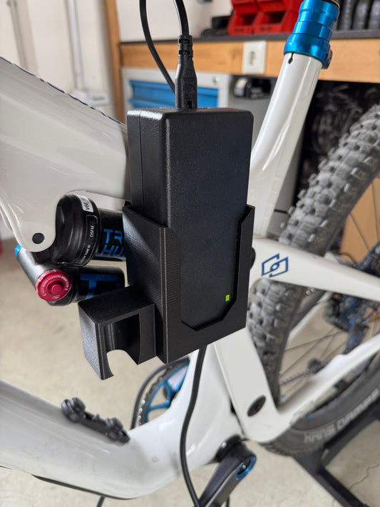 E-Bike Ladegerät Wandhalterung und mobile Reisehalterung