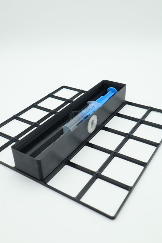 Refillable Oil/Grease Syringe & Magnetic Gridfinity Module